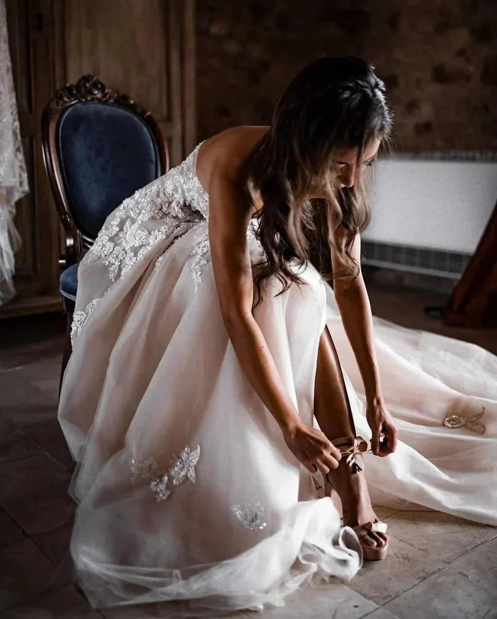 Chic Long A-line Sweetheart Lace Tulle 3D Floral Wedding Dress