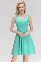 Classic V-Neck Floral Mini Cocktail Dress Sleeveless Chiffon Knee Length Homecoming Dress