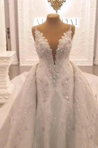 Classy Long Sweetheart Spaghetti Straps Appliques Lace Crystal Backless Wedding Dress