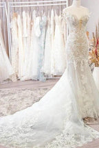 Classy Off-the-shoulder Sleeveless Mermaid Lace Wedding Dresses with Applique