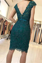 Dark Green Short Mermaid V-neck Lace Homecoming Dress