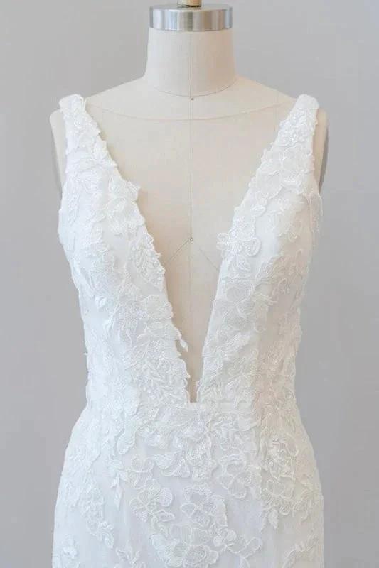 Deep V-neck Appliques Tulle Mermaid Elegant Wedding Dresses