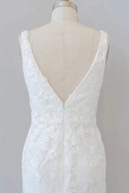 Deep V-neck Appliques Tulle Mermaid Elegant Wedding Dresses