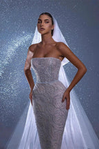 Designer Long Mermaid Sleeveless Lace Wedding Dress With Train