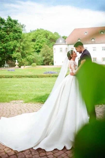 Designer Sweetheart Long White Satin Lace Wedding Dresses With Long Sleeves