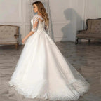 Simple A-Line Wedding Dresses Plus Size Women V-Neck Bride Gowns Half Sleeves Applique Vestido De Noiva Custom Made