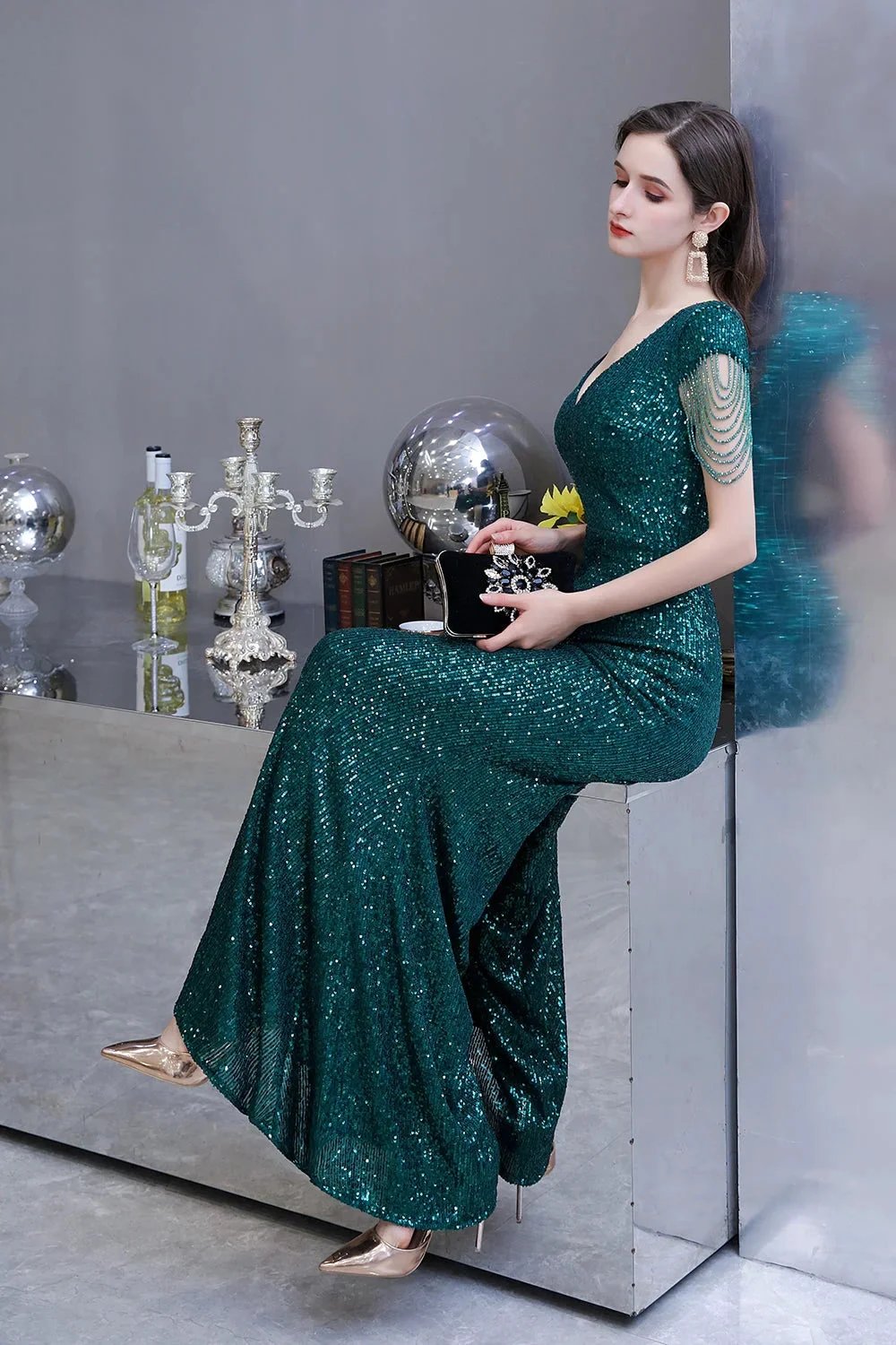 Elegant Cap Sleeve Green Sequins Long Prom Dress