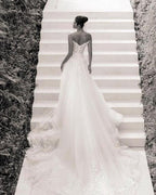 Elegant Designer Appliques A-line Wedding Dresses With Lace