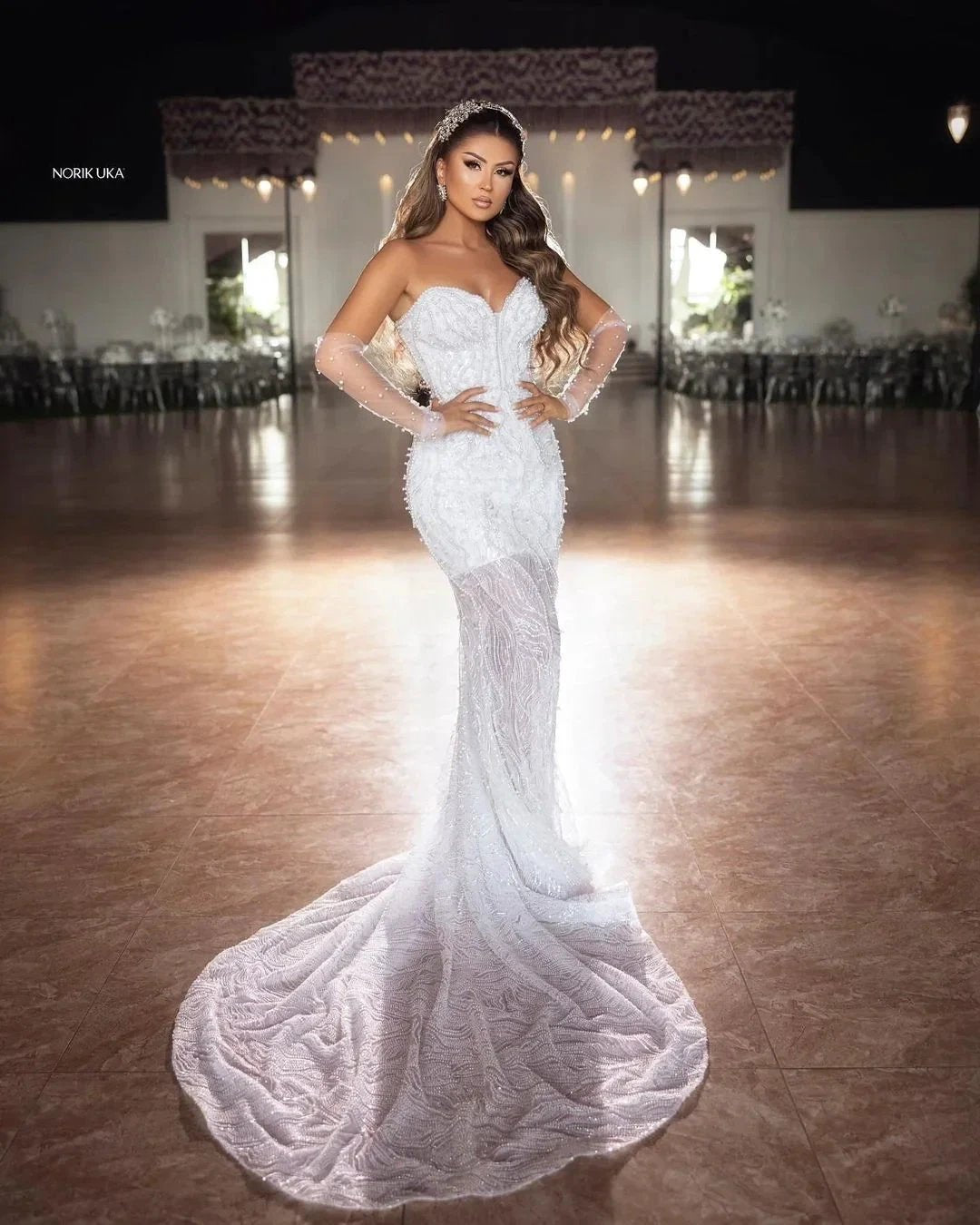 Elegant Floor Length Sweetheart Sleeveless Mermaid Lace Wedding Dress with Beads