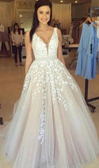 Elegant Long A line V neck Appliques Lace Tulle Wedding Dress