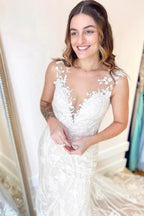 Elegant Long Mermaid Bateau Appliques Lace Backless Wedding Dress