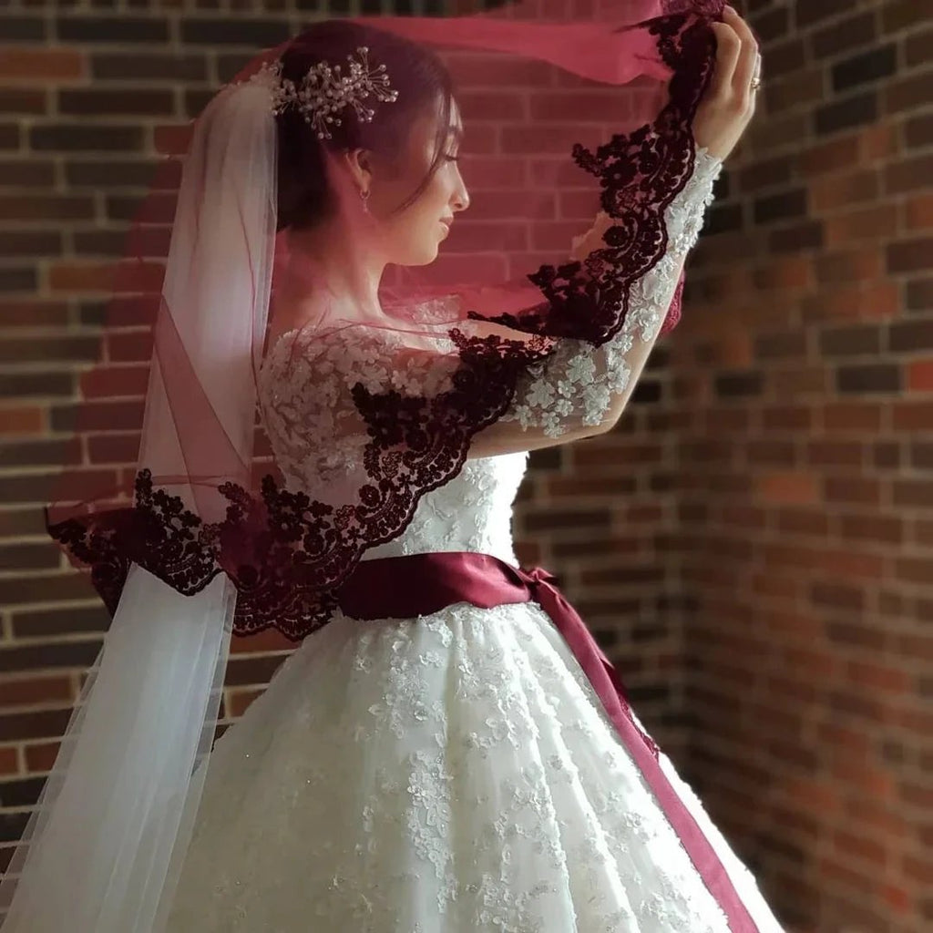 Elegant Long Princess Tulle Lace Wedding Dresses with Sleeves