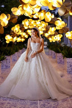 Elegant Long White A-line Appliques Lace Straps Weeding Dress