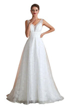 Elegant V-Neck Tulle Pearls Wedding Dress Beach Bridal Gown