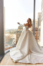 Long Ball Gown Off the Shoulder Sequined Applique Lace Wedding Dresses with Slit