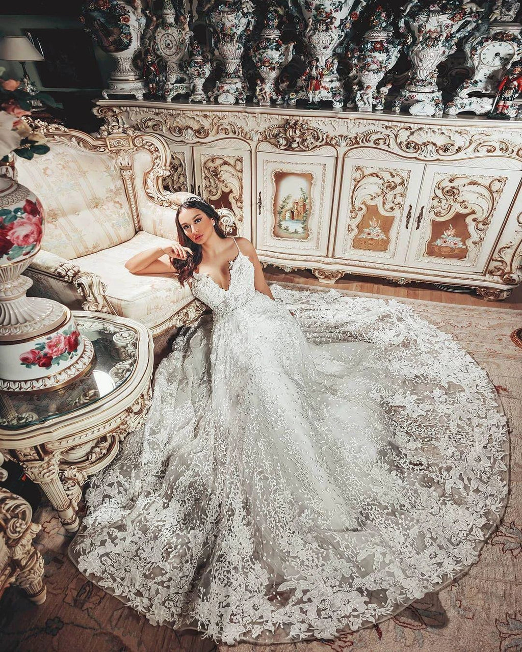Gorgeous Long A-line V-neck 3D Floral Lace Wedding Dress