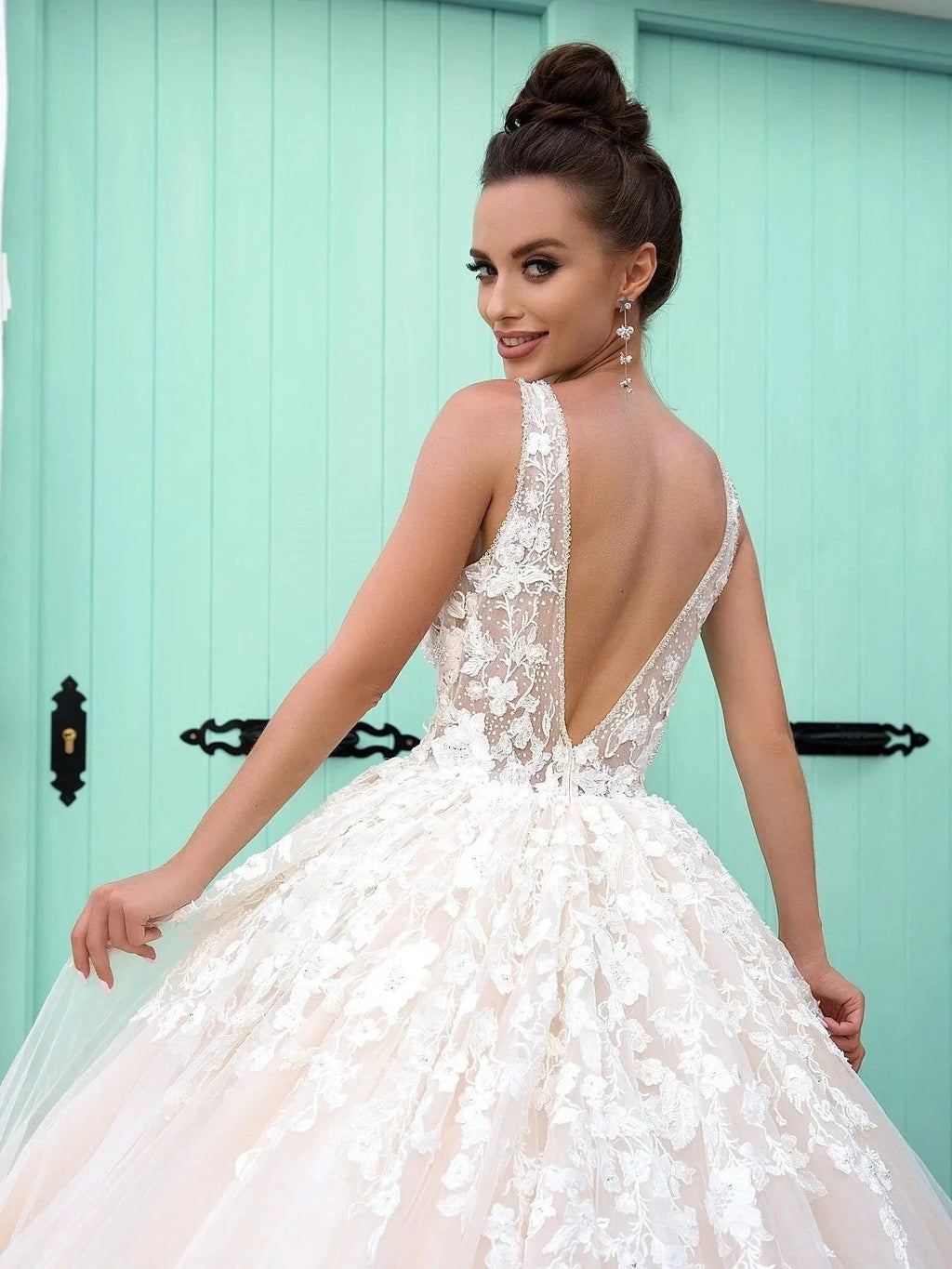 Gorgeous Long A-line V Neck Open Back Tulle Lace Graduation Prom Dresses