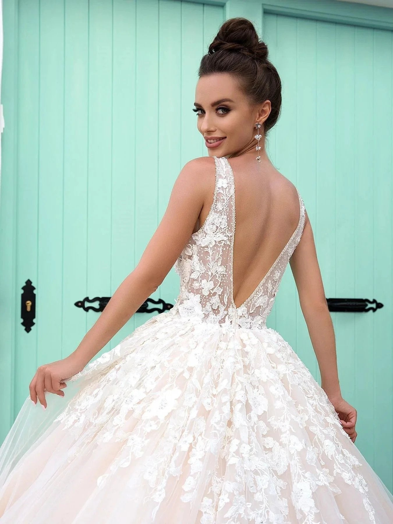Gorgeous Long A-line V Neck Open Back Tulle Lace Graduation Prom Dresses