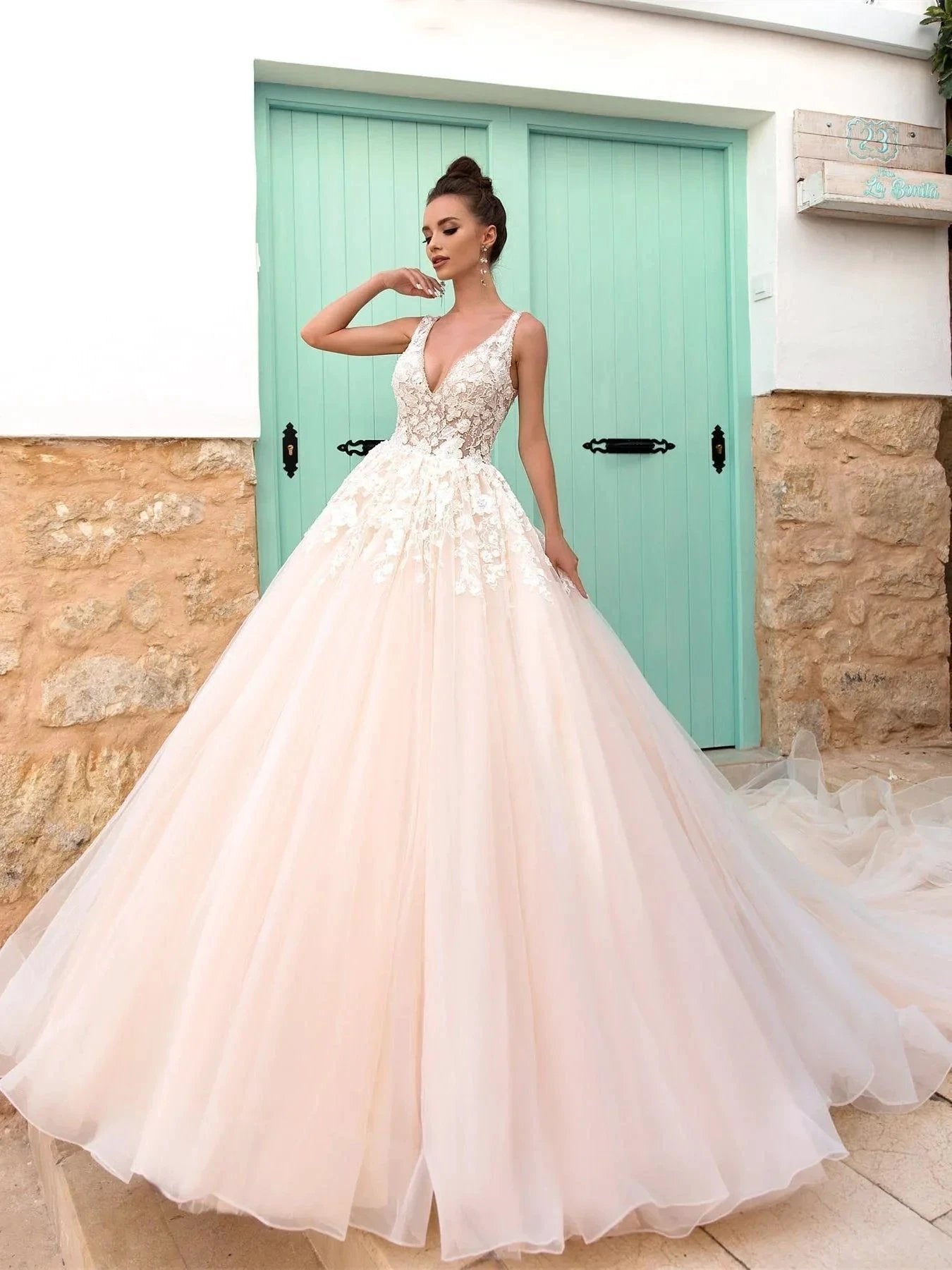 Gorgeous Long A-line V Neck Open Back Tulle Lace Graduation Prom Dresses