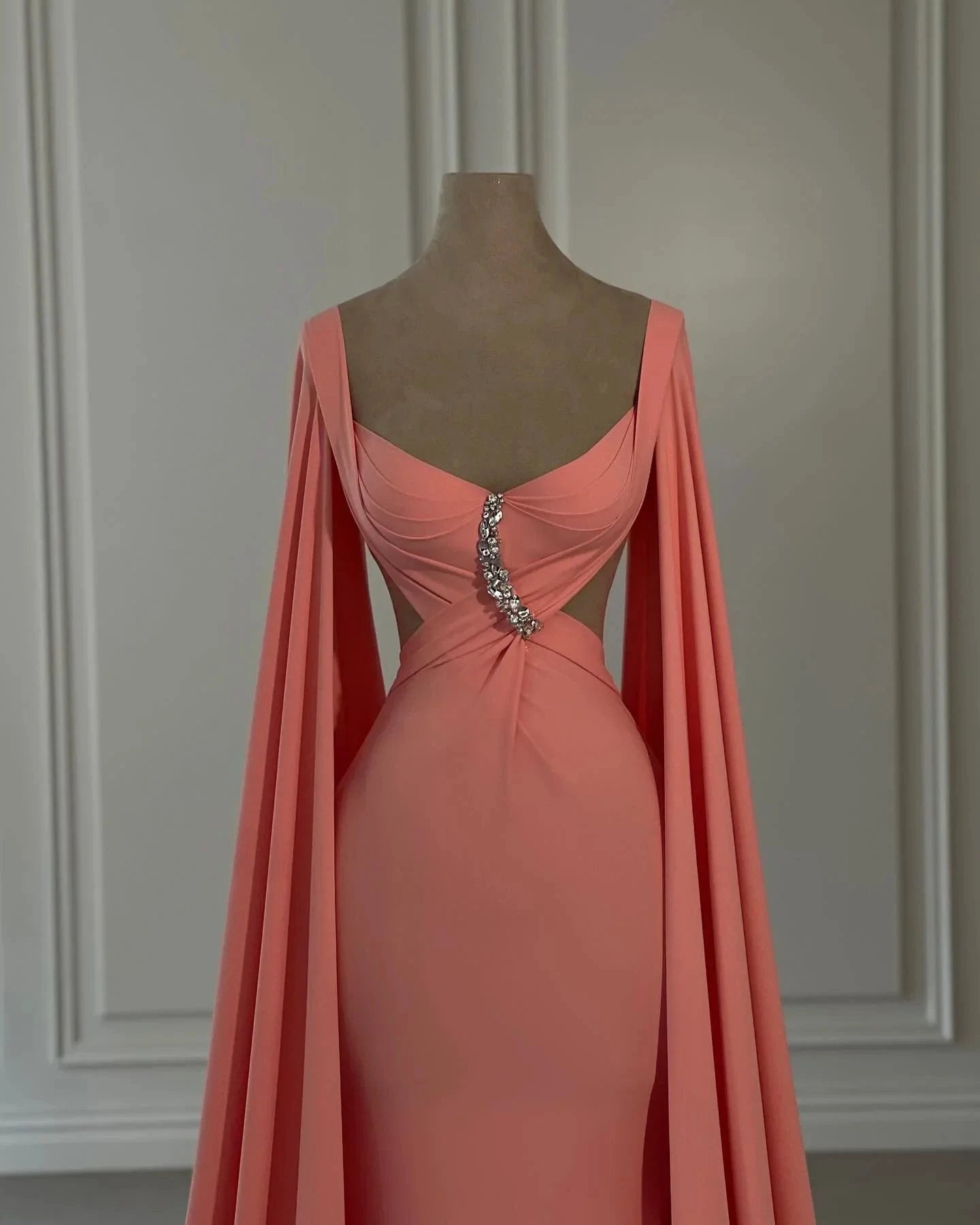 Gorgeous Mermaid Chiffon Off-The-Shoulder Cap Sleeve Prom Dresses With Rhinestone