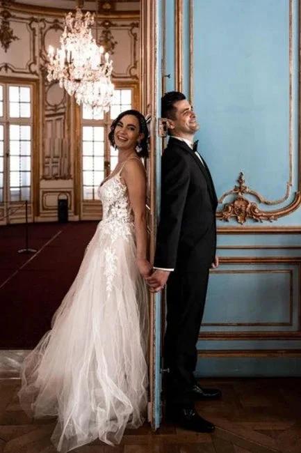 Gorgeous Spaghetti Straps Sleeveless A-Line Tulle Wedding Dresses with Pattern