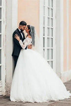 Gorgeous White Long Sleeves Lace Ball Gown Aline Floral Tulle Wedding Dresses