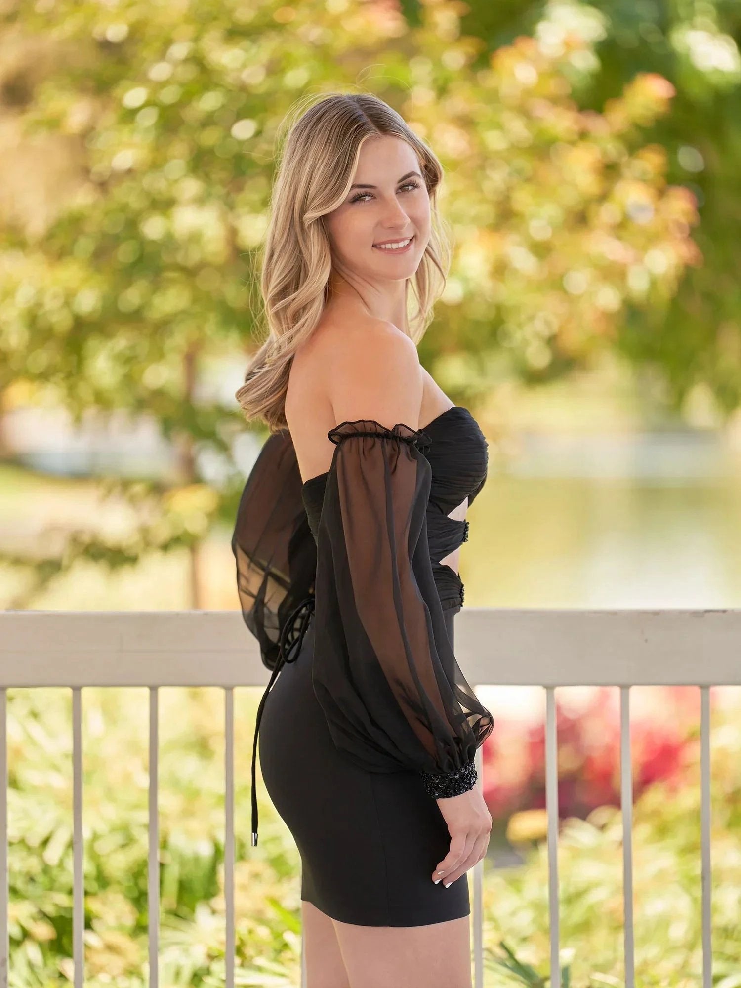 Black Off-the-Shoulder Keyhole Short Homecoming Dress with Balloon Sleeves