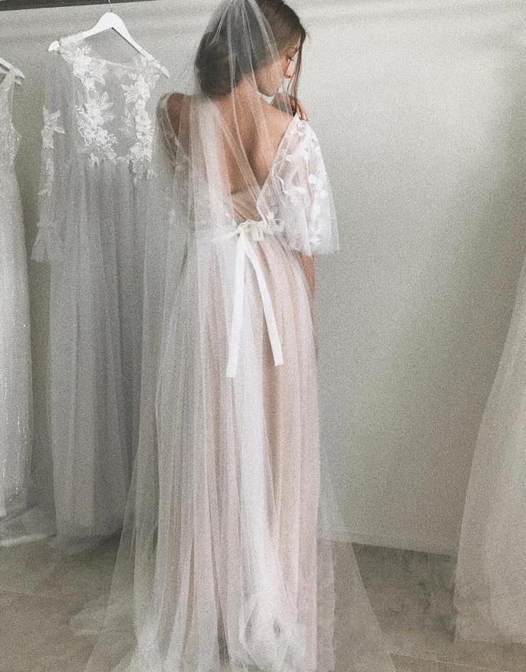 Half Sleeve Wedding Dresses A-line  Elegant Simple Romantic Lace Bridal Gown  WD424
