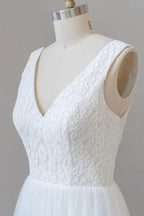 Long A-line Open Back V-neck Lace Tulle Wedding Dress