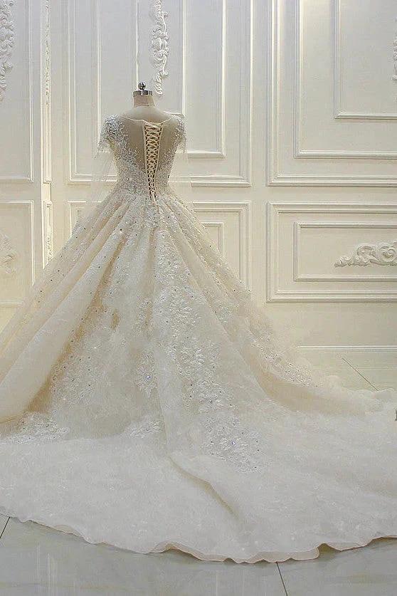 Long Ball Gown Beading Bateau Appliques Lace Wedding Dress with Sleeves