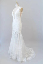 Long Mermaid V-neck Appliques Tulle Lace Wedding Dress