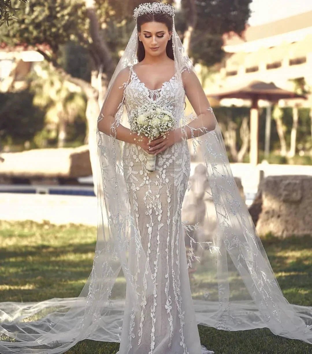 Long Mermaid V-neck Tulle Lace Wedding Dress with Detachable Train