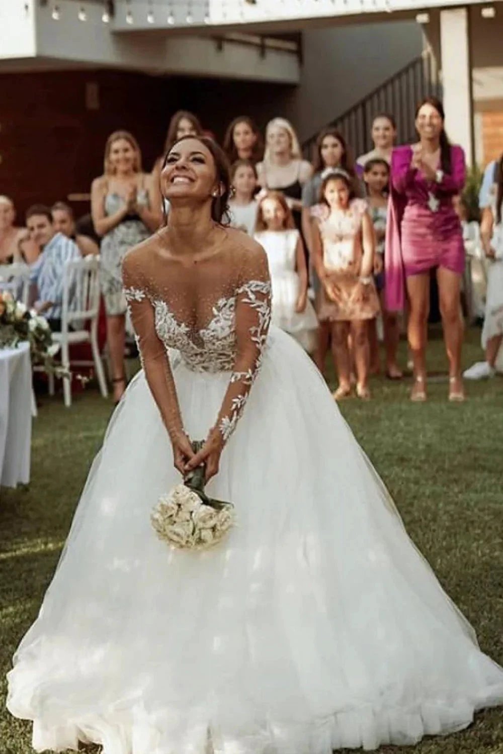 Long Sleeve A-line Sweetheart Tulle Lace Wedding Dress