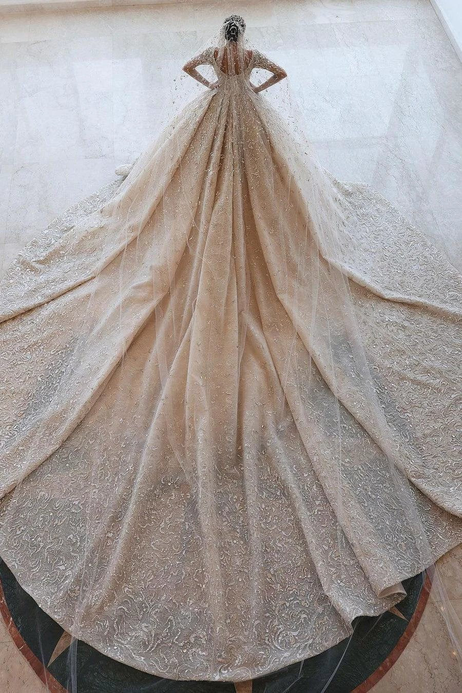 Luxurious A-line Long Sleeves Lace Wedding Dress With Train