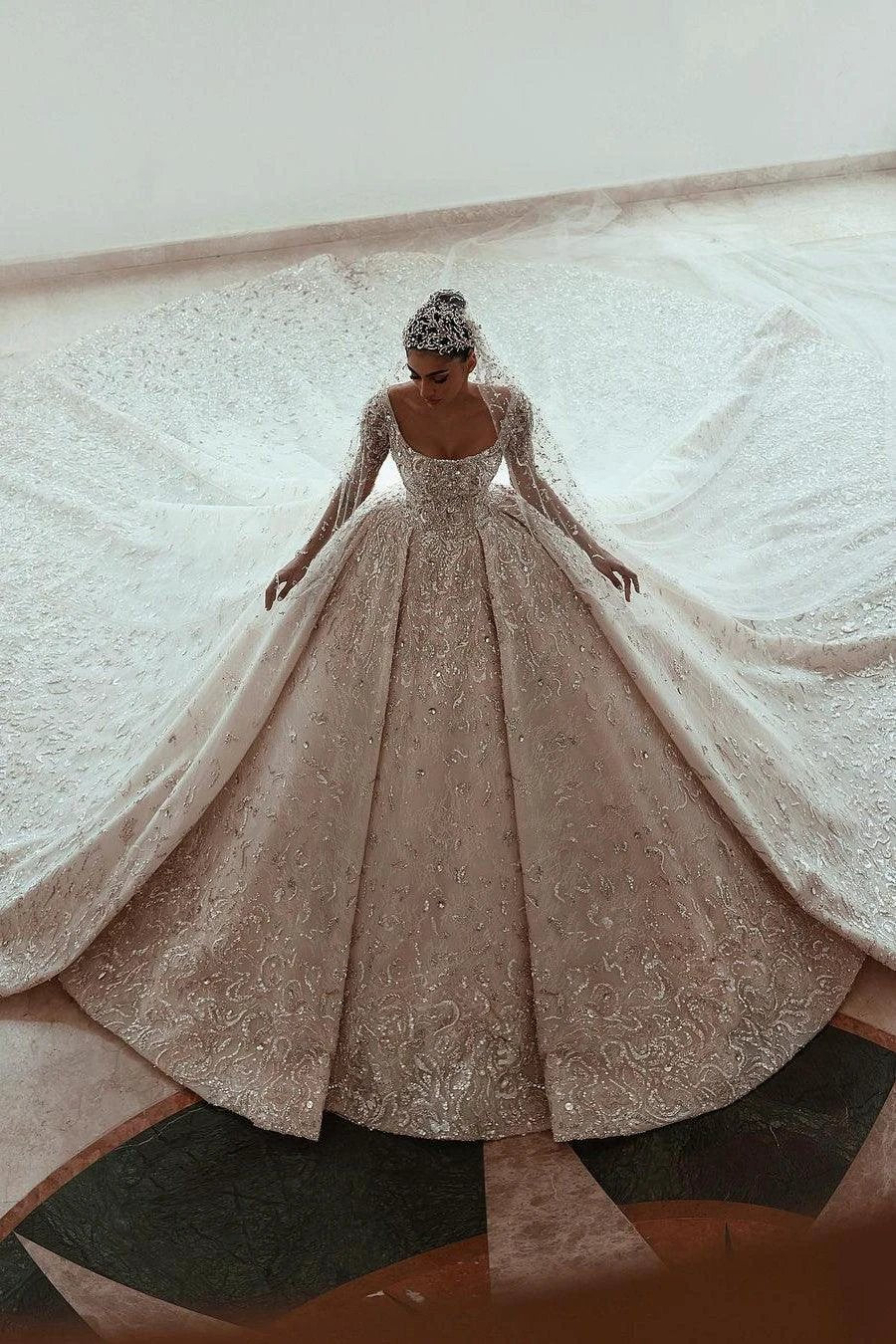 Luxurious A-line Long Sleeves Lace Wedding Dress With Train