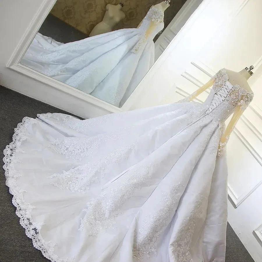 Luxurious Princess White A-line Long Sleeves Lace Wedding Dress