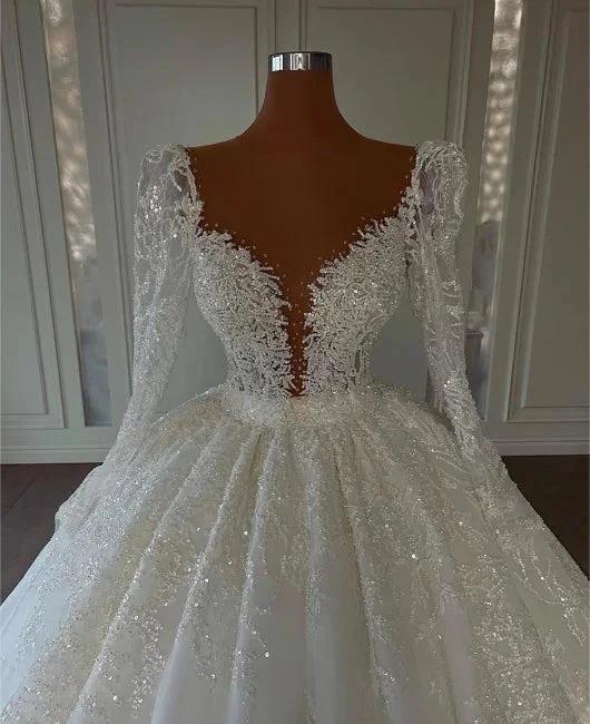 Luxury Princess A-line V-neck Lace Wedding Dresses With Long Sleeves