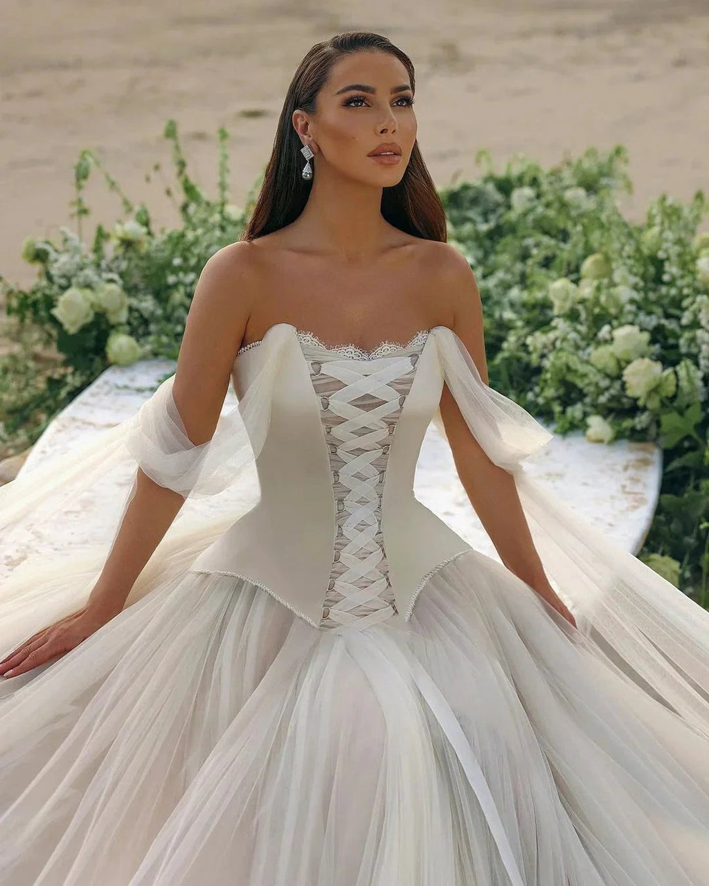 Modern Long A-line Off-the-shoulder Sleeveless Tulle Corset Wedding Dress