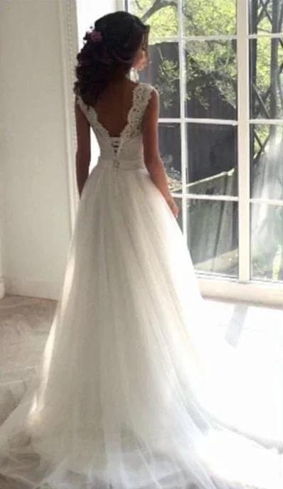 Modest Long A-line Tull Backless Lace Wedding Dress