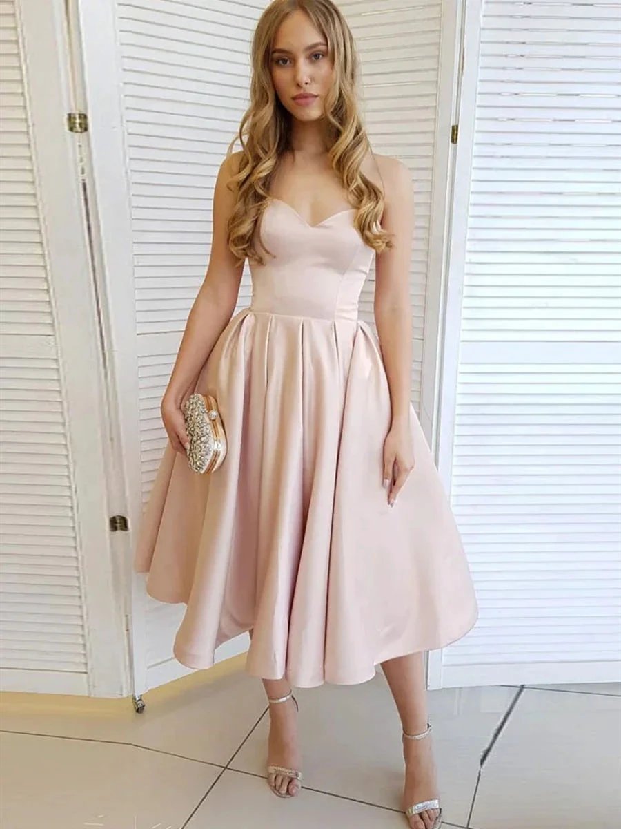 Modest Short A-line Sweetheart Satin Prom Homecoming Dresses