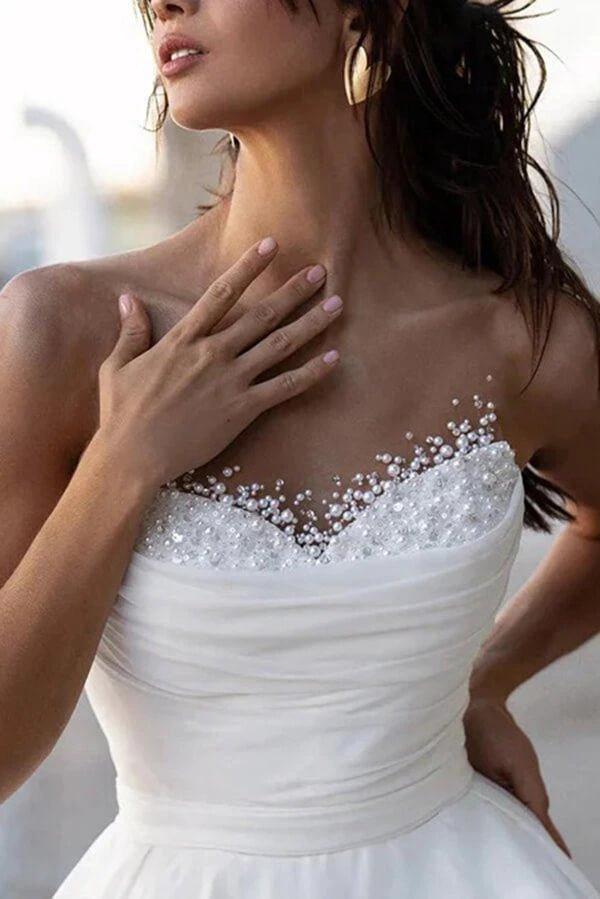 Glamorous Satin A-line Sweetheart Modest Wedding Dresses With Pearls MW1024