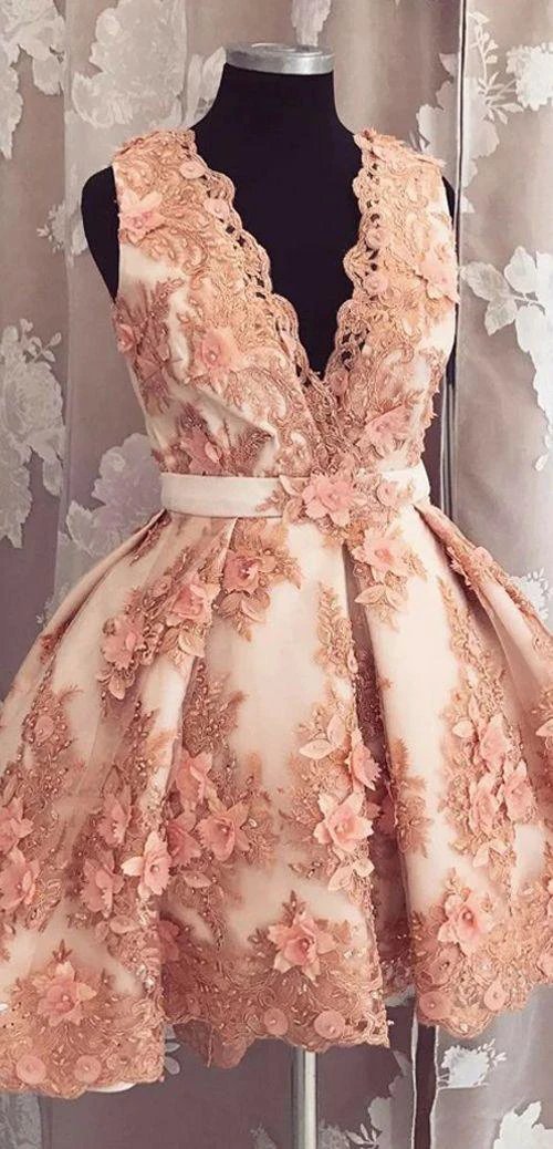 Tulle A-line V-neck Homecoming Dress Sleeveless Short Homecoming Dress S23683