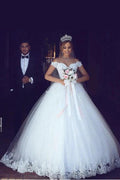 Romantic White Long A-line Off The Shoulder Sweetheart Wedding Dresses With Lace