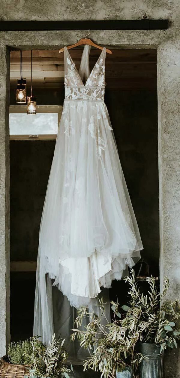 See Through Lace Ivory Tulle V-neck V-back Beach Wedding Dresses WD419