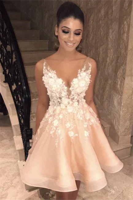 Sexy Spaghetti Straps V Neck Homecoming Dress Appliques Flowers Short Homecoming Dress