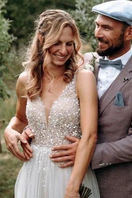 Simple Boho A-line V-neck Backless Sleeveless Wedding Dresses With Lace