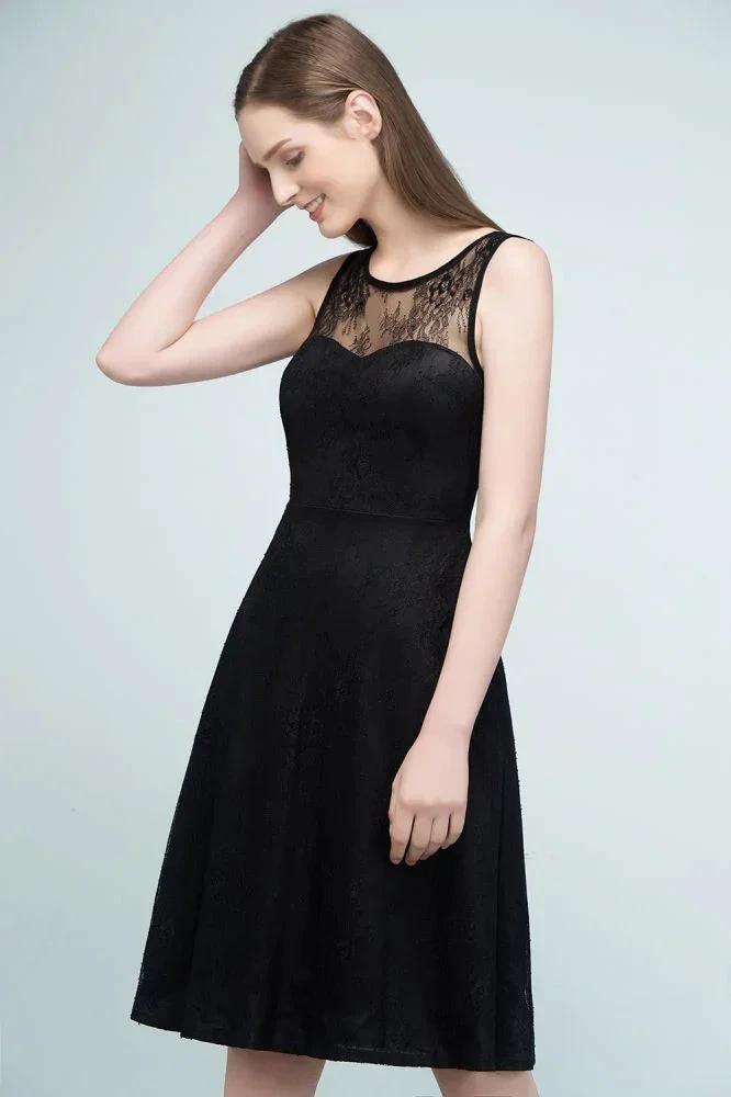 Sleeveless Lace A-line Knee Length Bridesmaid Dresses