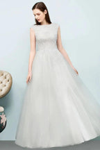 Sleeveless Long Split A-line Appliqued Tulle Prom Dresses