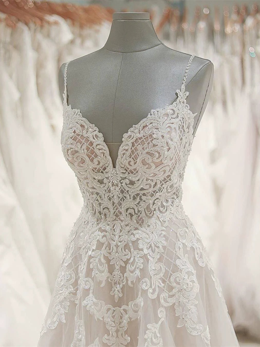 Strap V Neck Beach Wedding Dresses Backless Ivory Tulle Wedding Dress  WD309