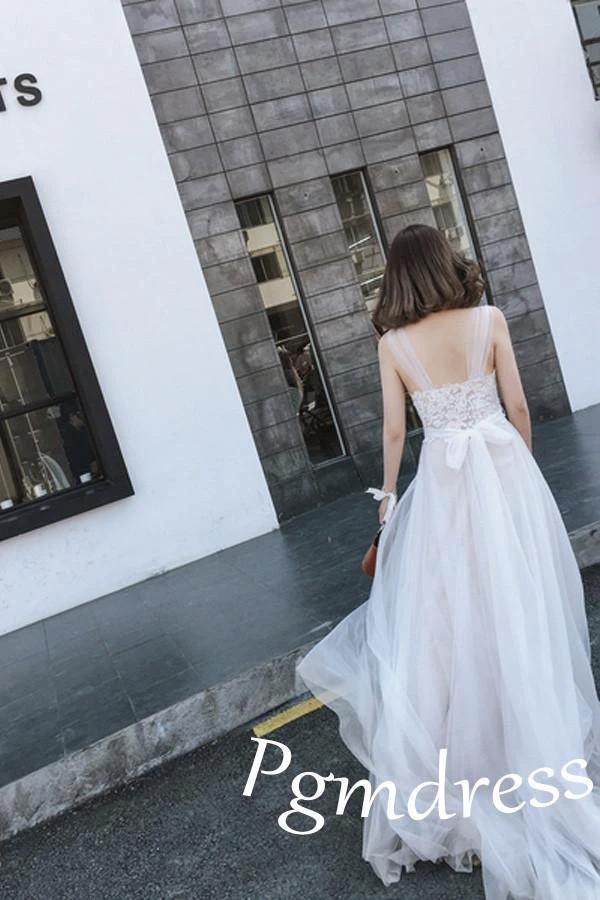 Straps Tulle White Lace Beach Wedding DressesWith Little Court Train  WD086
